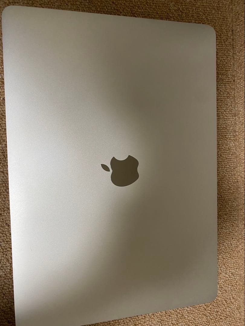 MacBook Pro 2020 13インチ 8GB/296GB