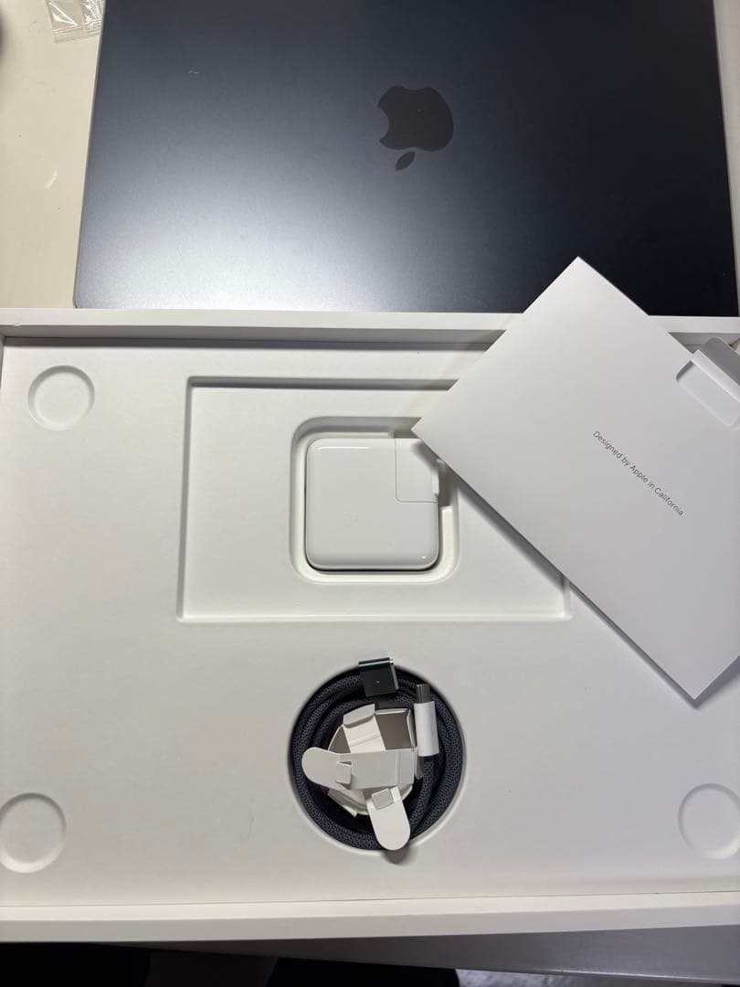 MacBook本体 MacBook Air 2024 M3 8GB 256GB