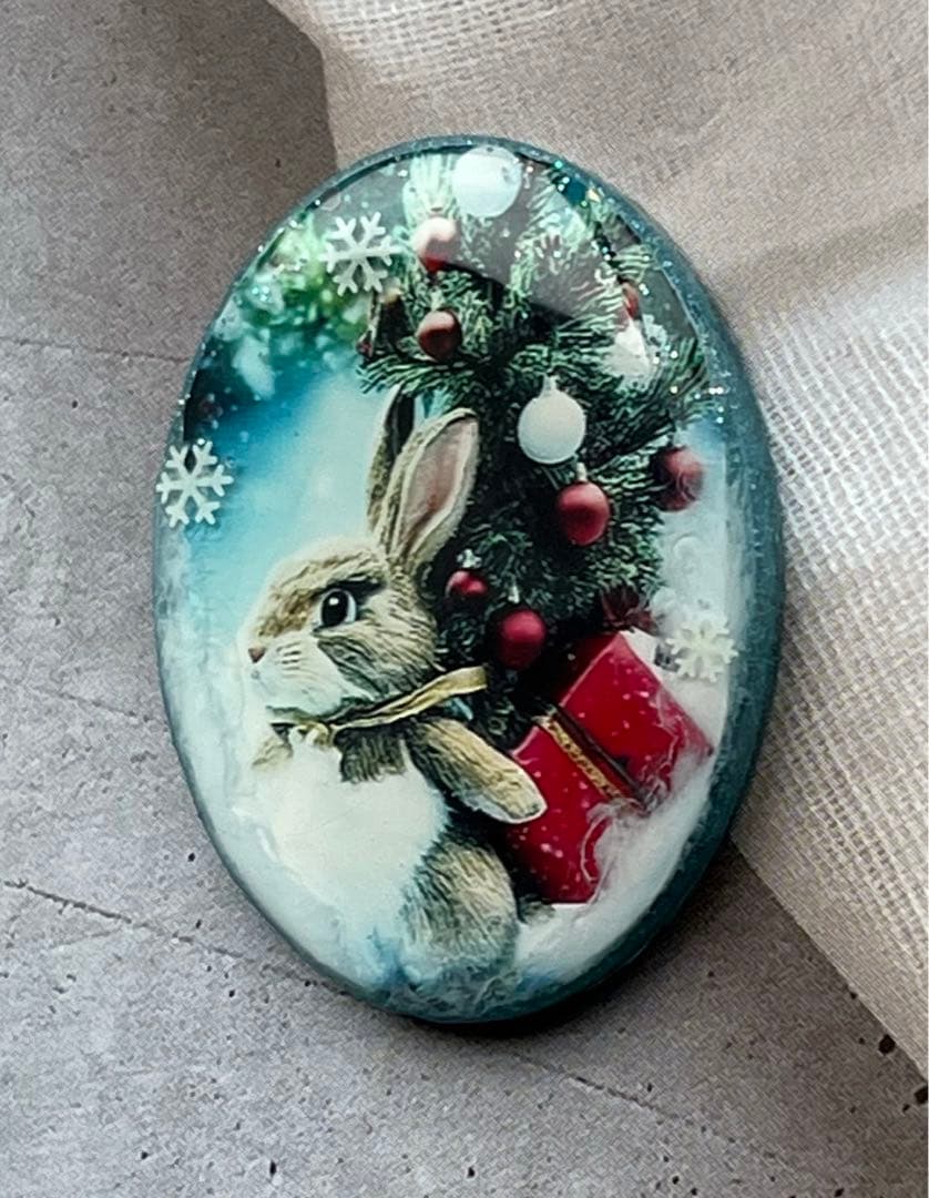 感謝価格(ㅅ´꒳` )お引越しXmasツリーうさちゃん レジンヘアゴム