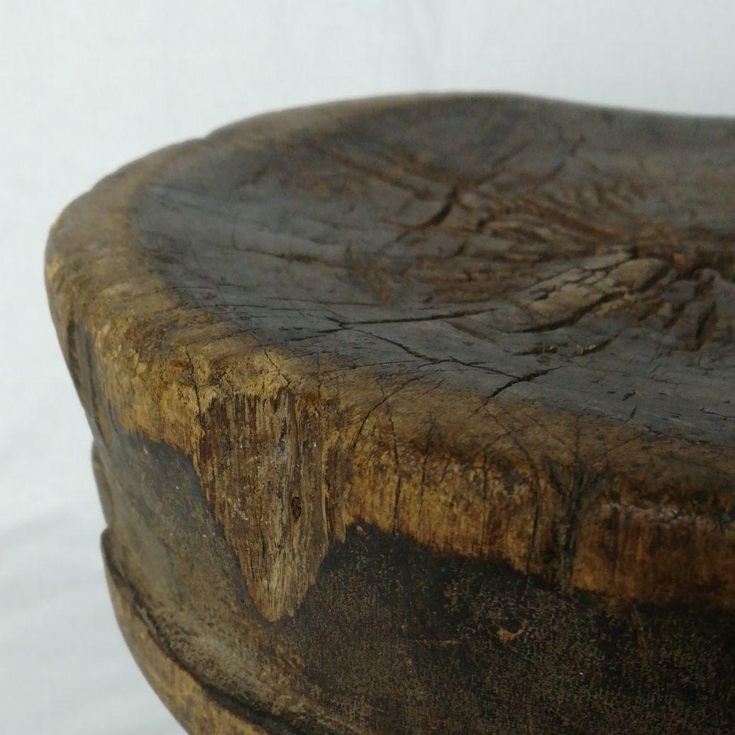 アフリカの椅子　時代物　民族　木彫　木製台