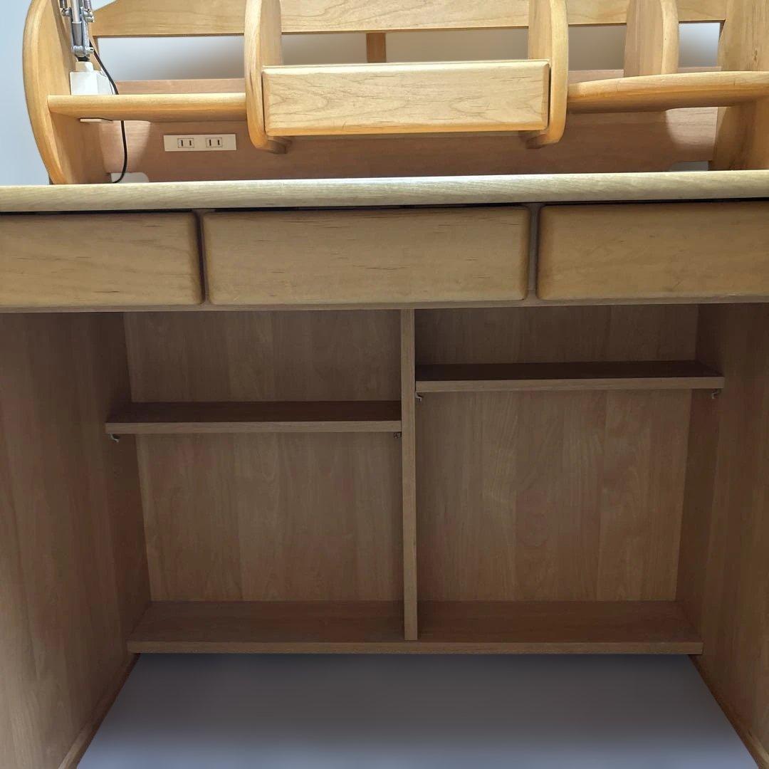 学習机　机　勉強机　天然木　コンセント付き　広島県