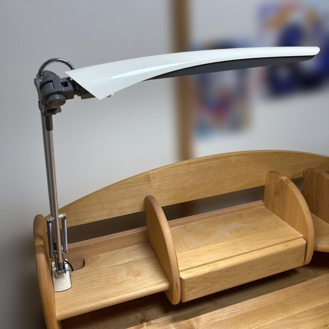 学習机　机　勉強机　天然木　コンセント付き　広島県