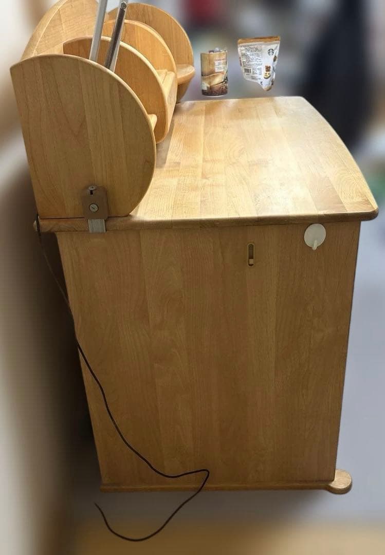 学習机　机　勉強机　天然木　コンセント付き　広島県