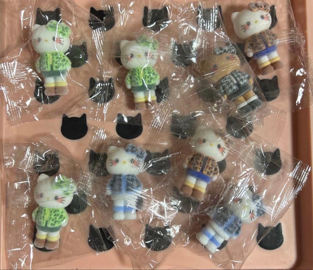 y様キティ48個レタパ赤での発送です