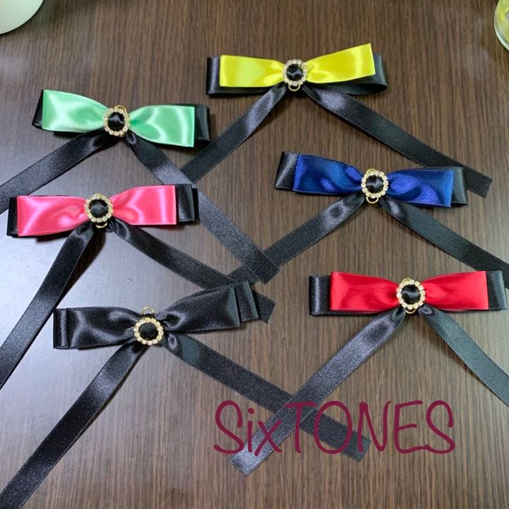 イニシャルチャーム リボンチャーム 京本大我