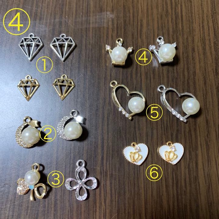 イニシャルチャーム リボンチャーム 京本大我