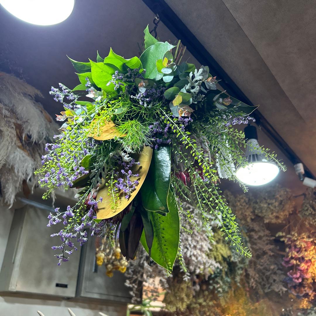 ニオベとキングの吊り下げスワッグ