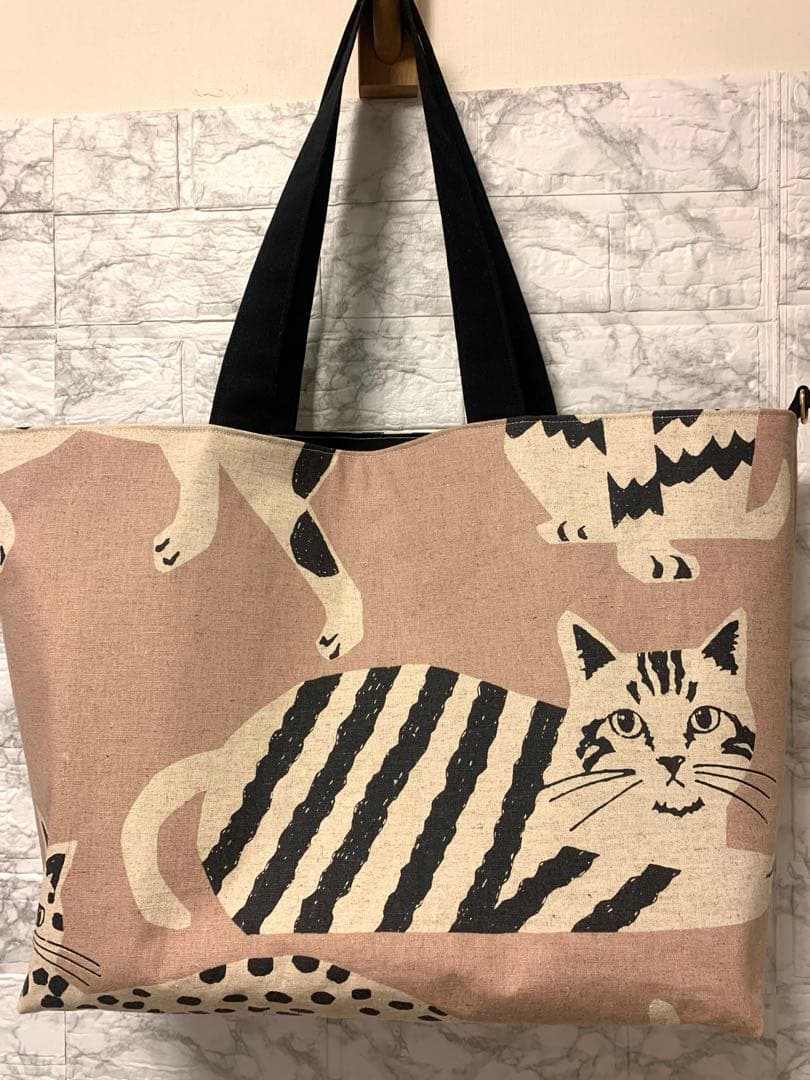 専用　2点おまとめ　ビックトートアレンジ　肩掛けトートバッグ　エチノ新作生地