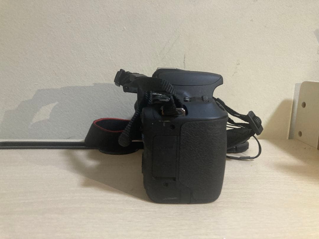 Canon EOS Kiss X9 本体＆レンズセット