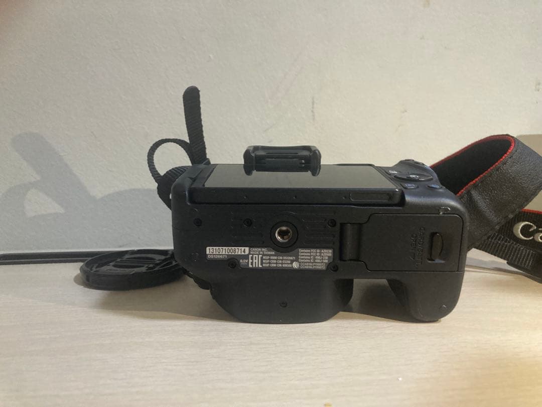 Canon EOS Kiss X9 本体＆レンズセット