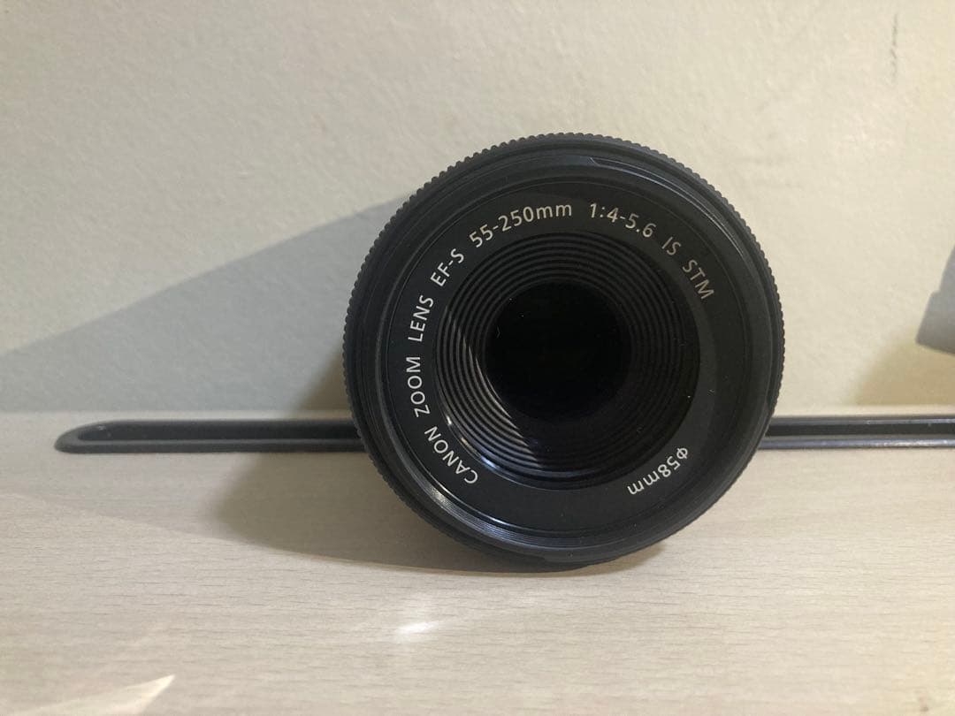 Canon EOS Kiss X9 本体＆レンズセット