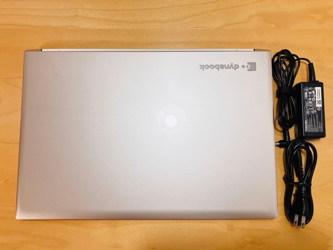 【美品】ノートパソコン　高性能　SSD256/メモリ8/カメラ/オフィス
