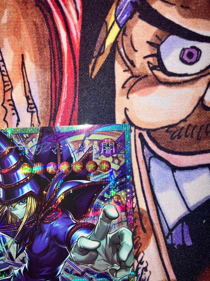 遊戯王 王のしもべ ブラックマジシャン 25th シークレット　オーバーフレーム