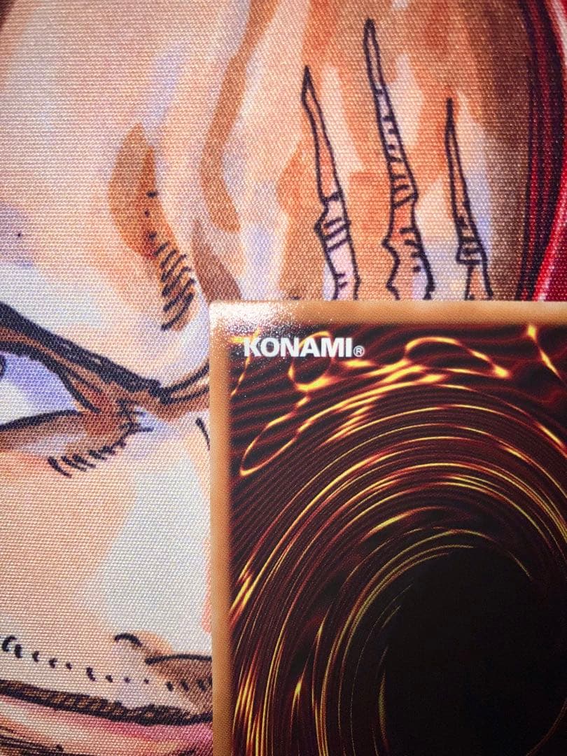 遊戯王 王のしもべ ブラックマジシャン 25th シークレット　オーバーフレーム