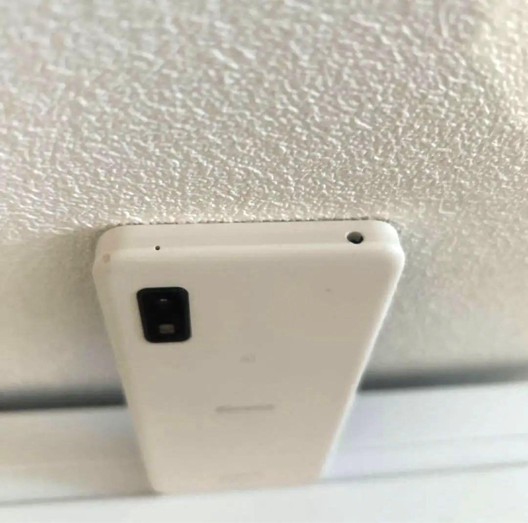 SH-51C AQUOS SIMロック解除済み スマートフォン　スマホ　白