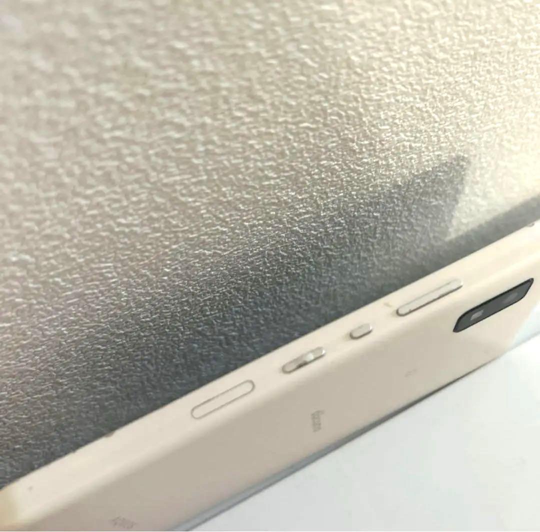 SH-51C AQUOS SIMロック解除済み スマートフォン　スマホ　白