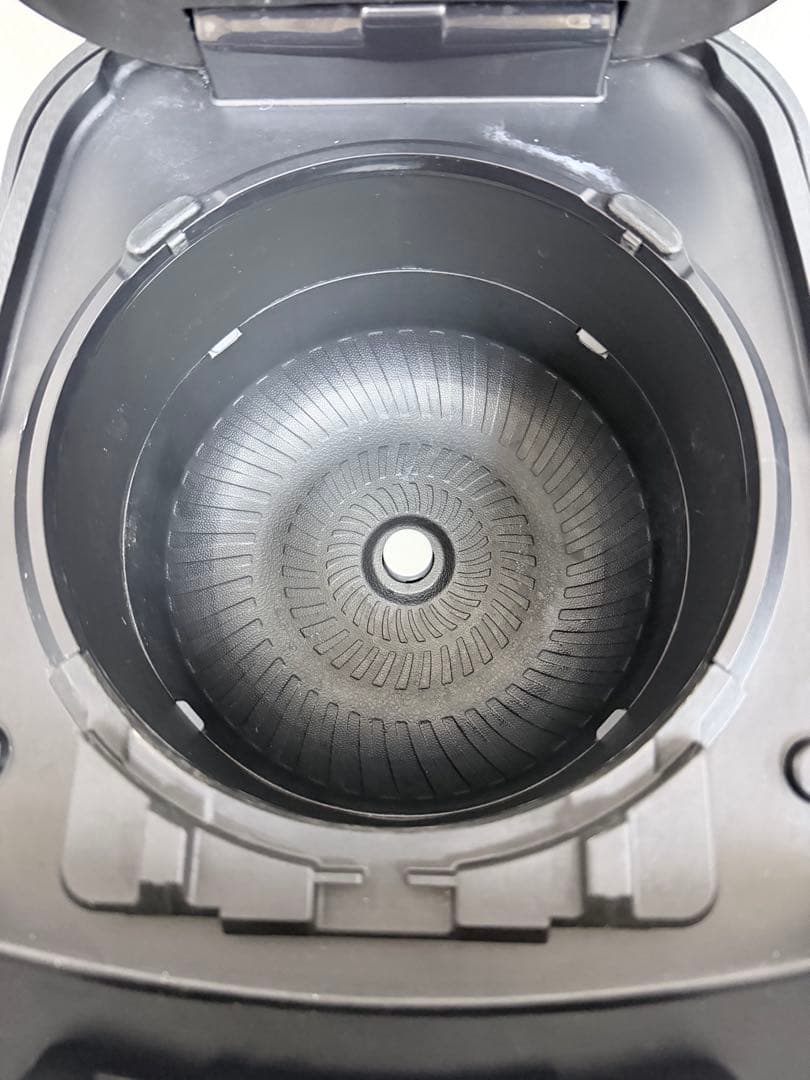 アイリスオーヤマ 炊飯器 3合 圧力IH式 KRC-PC30-B 2019年製