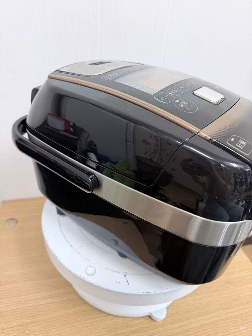 アイリスオーヤマ 炊飯器 3合 圧力IH式 KRC-PC30-B 2019年製