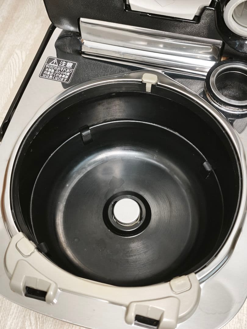 Panasonic SR-SPX106 IH炊飯器 Wおどり炊き 赤黒