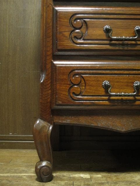 ルーマニア製 オーク材 猫脚 クラシック 8ドロアー サイドボード チェスト