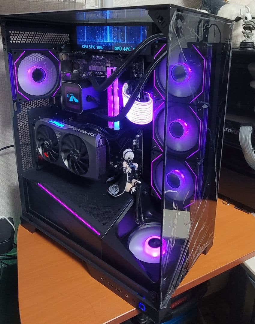 ゲーミングPC 3面ガラス i7-14700F 4070 SignalRGB連動