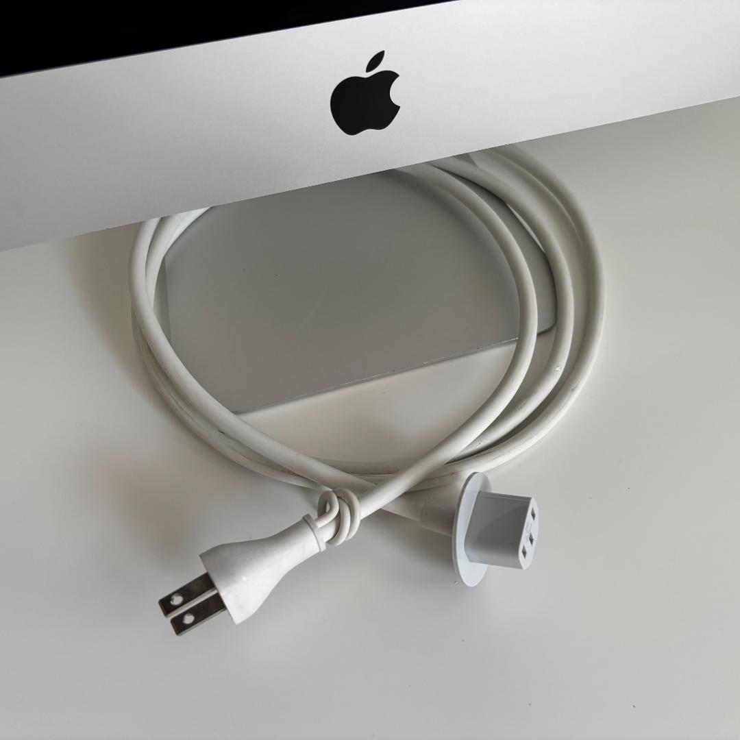 【ワンオーナー】21.5インチ iMac（Late 2013）初期化済み