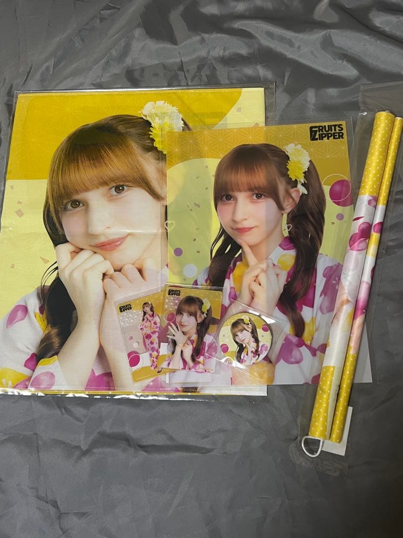 FRUITS ZIPPER サイン入りタペストリー 早瀬ノエル S賞 すきくじ