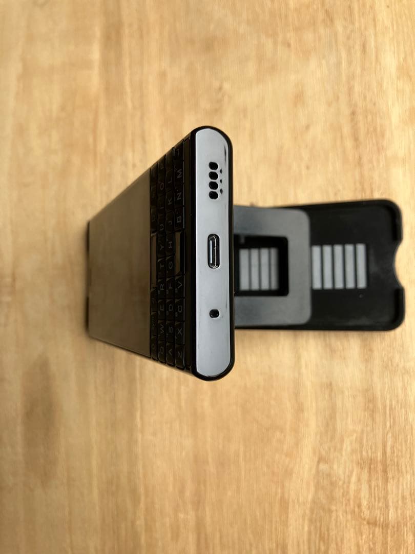 Unihertz Titan Slim (ブラック/256GB）