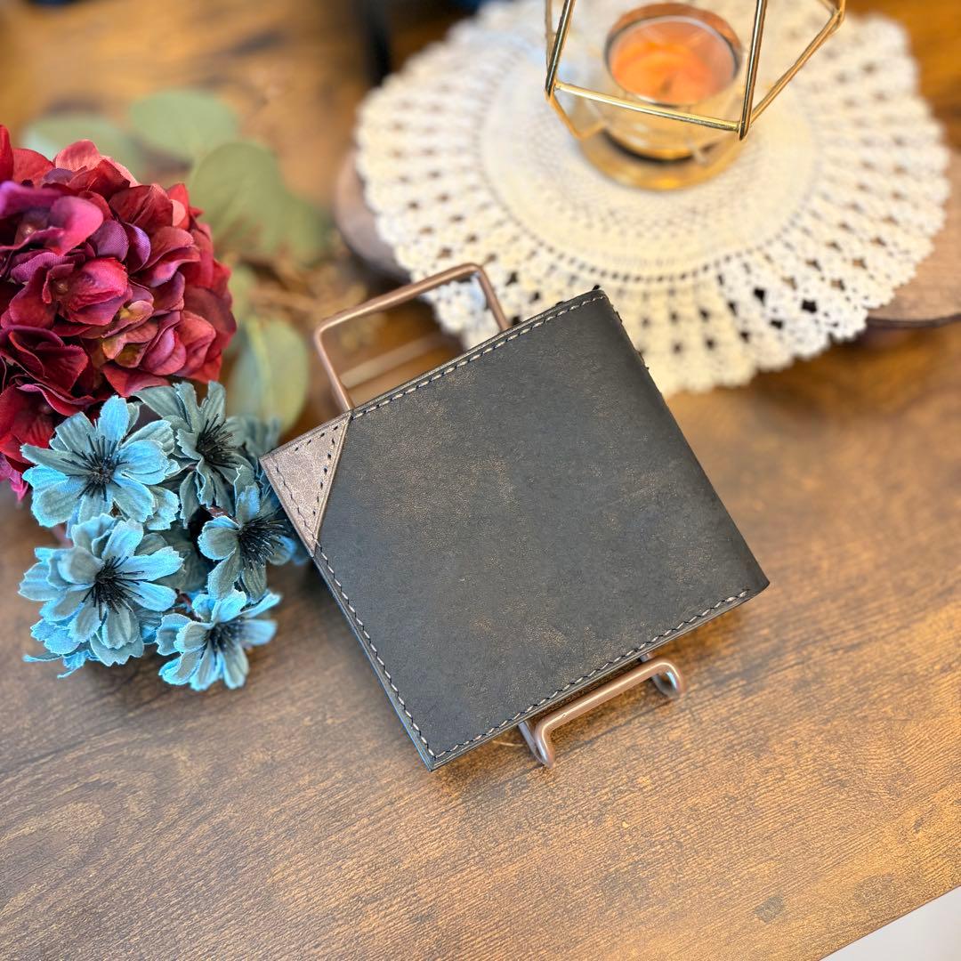 二つ折り財布　レザークラフト　ハンドメイド　本革　ブラック　ブルー