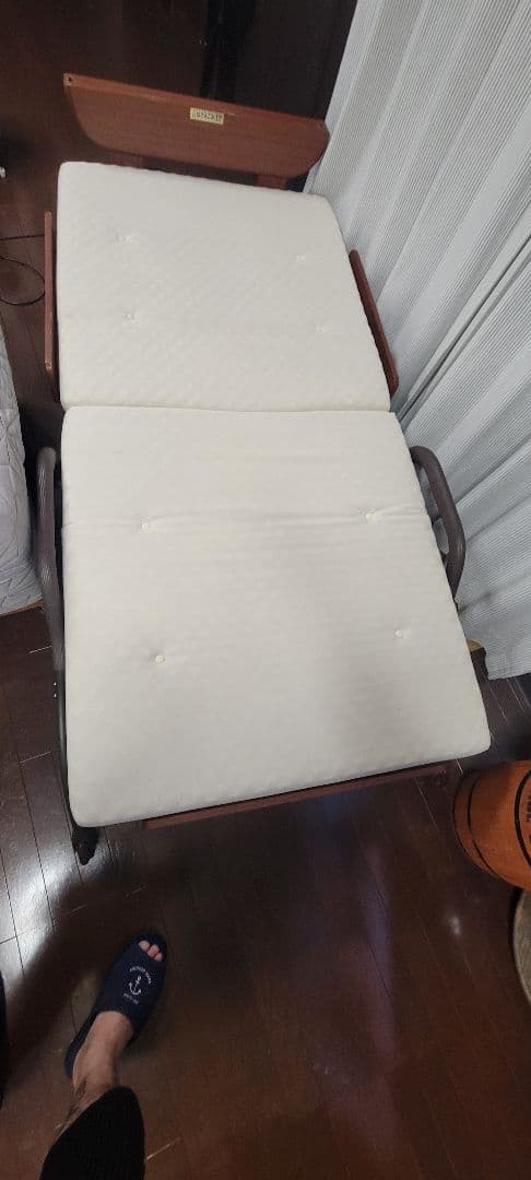 電動リクライニング介護ベッド　シングル