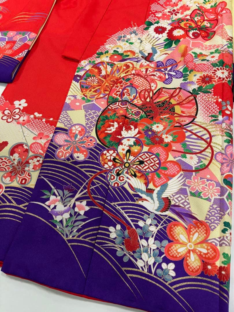 七五三　7歳女の子着物　2点セット　朱赤と紫　鼓　青海波　梅　鹿子柄