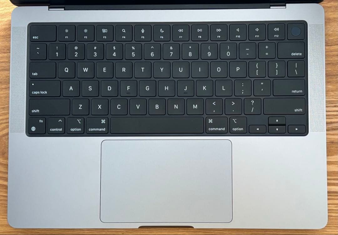 Apple M1 MacBook Pro 14インチ シルバー 16GB 1TB