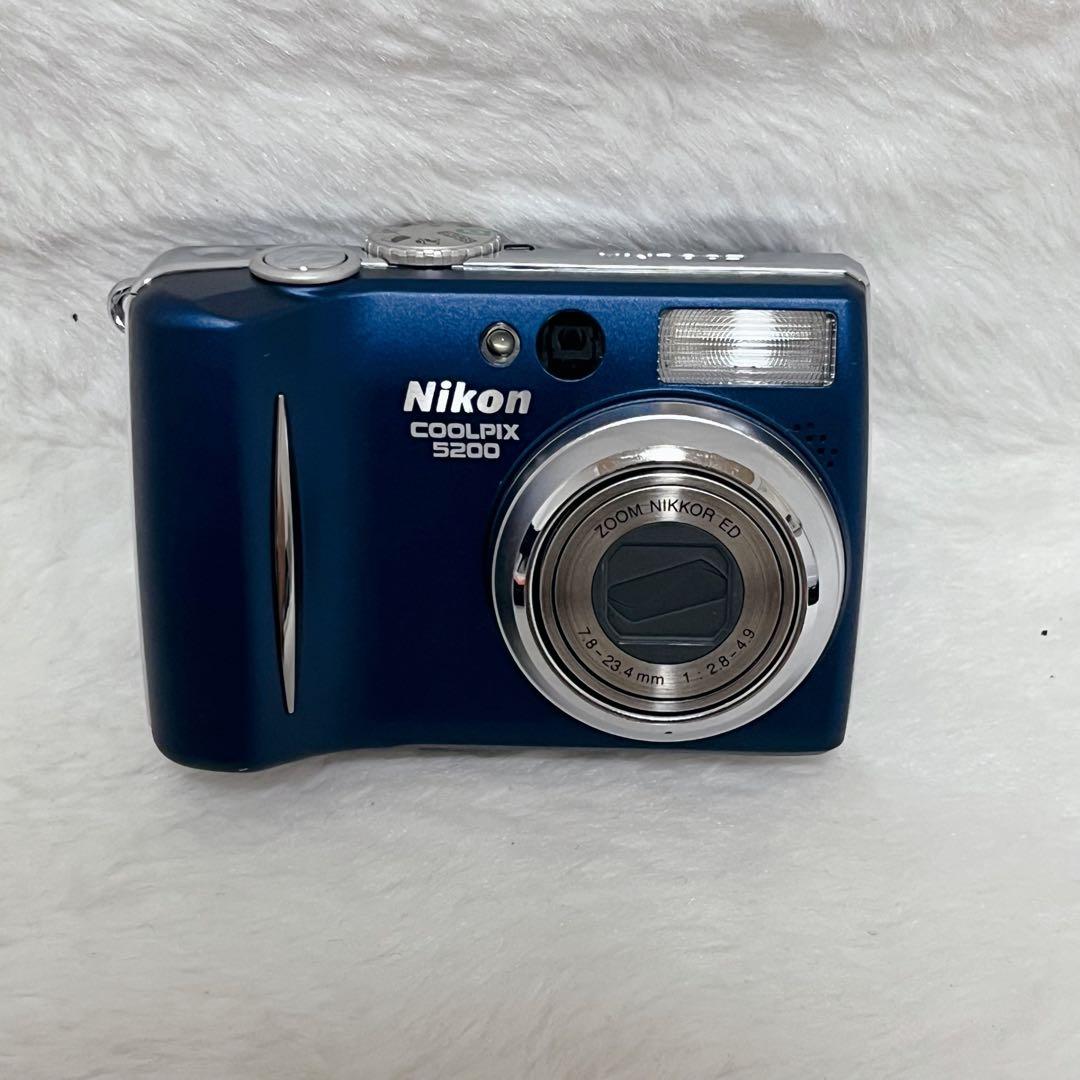 【極美品】Nikon Coolpix 5200ニコン オールドコンデジ