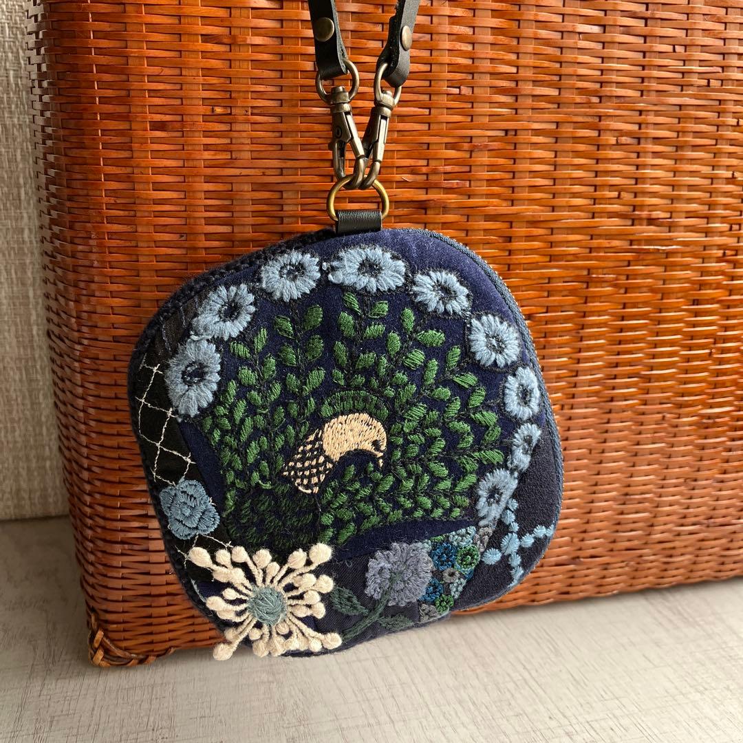 ハンドメイド　ミナペルホネン　ポーチ　少し大きめタイプ　②