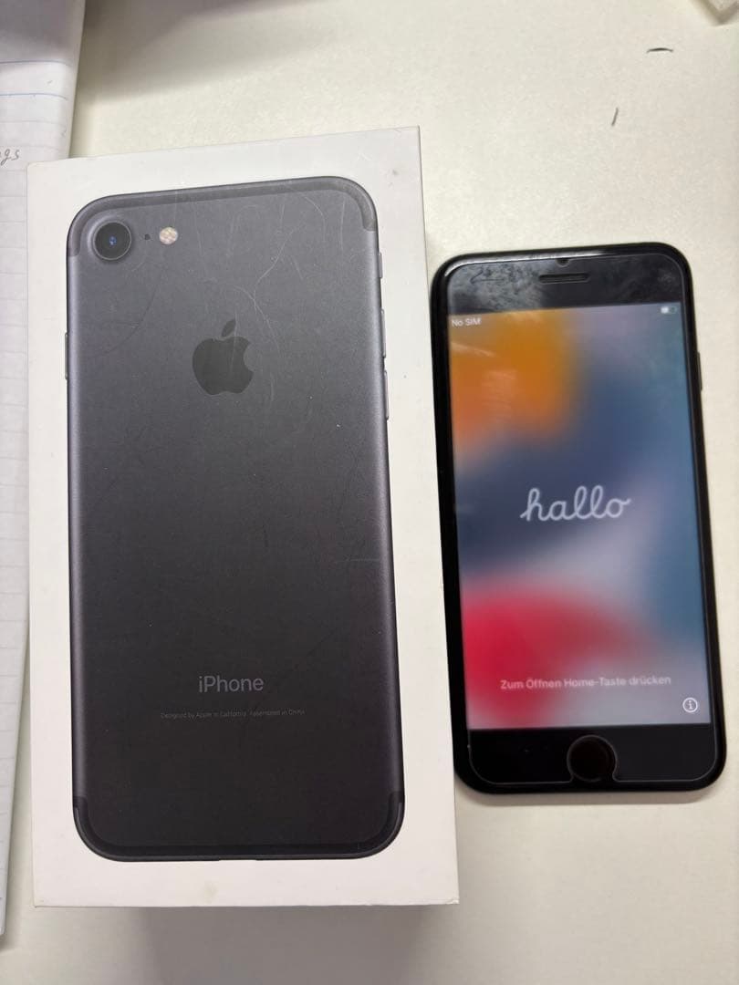 iPhone７　128GB SIMフリー