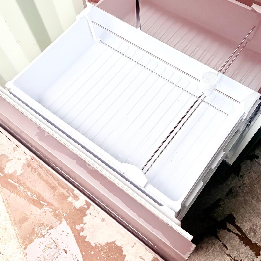 運搬取付無料！ブラウン純正SHARP大容量冷凍室洗練された冷蔵庫！完動超美品！