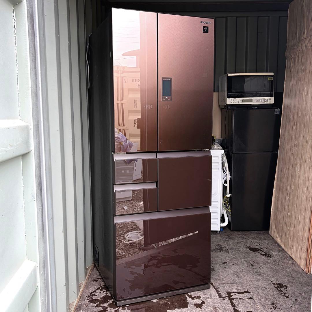 運搬取付無料！ブラウン純正SHARP大容量冷凍室洗練された冷蔵庫！完動超美品！