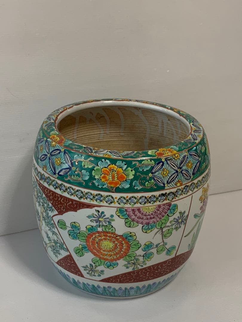 手炙り・火鉢　古伊万里・伊万里　十錦手　メダカ鉢　①