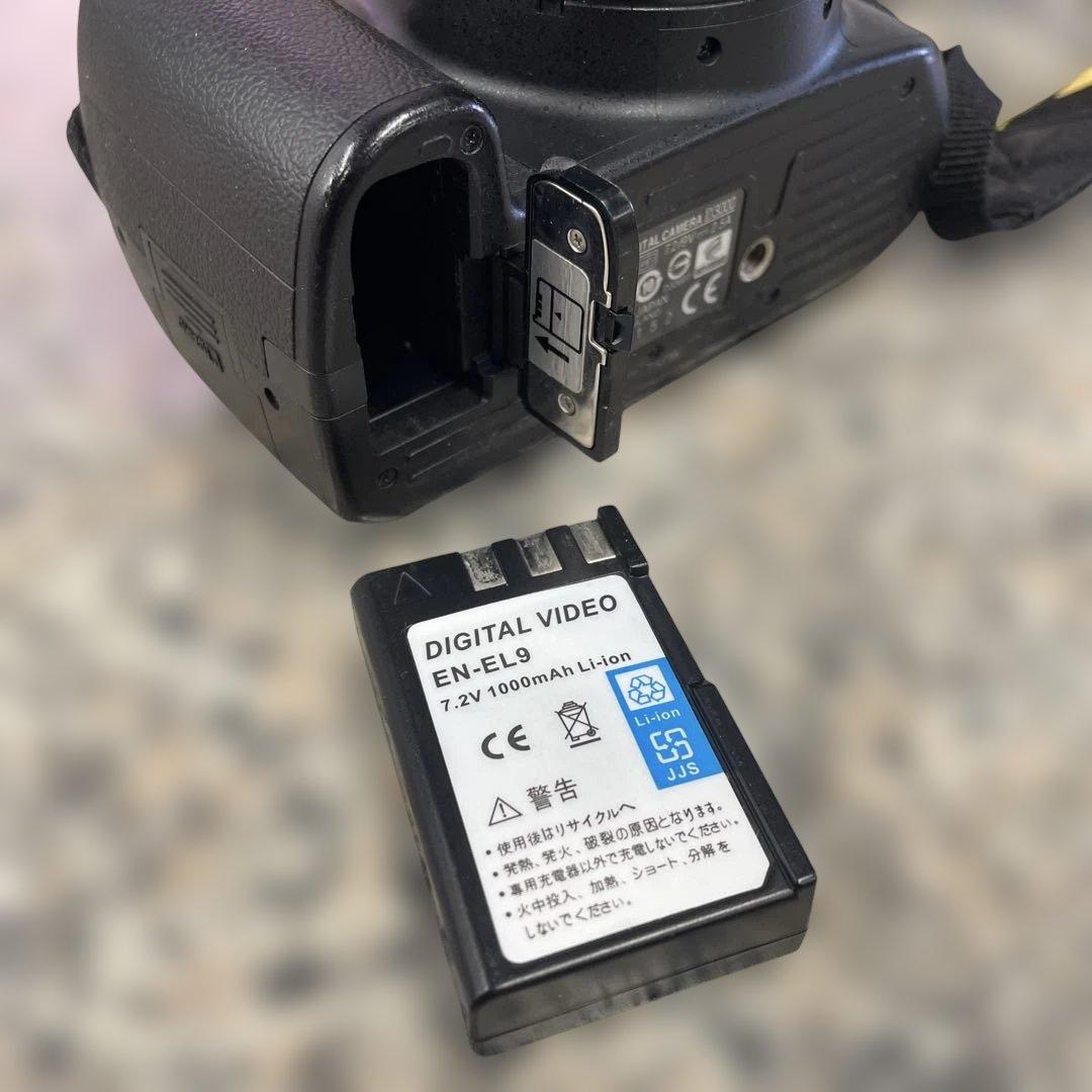 み*イ様 ★Nikon ニコン デジタルカメラ D3000 一眼レフ ブラック