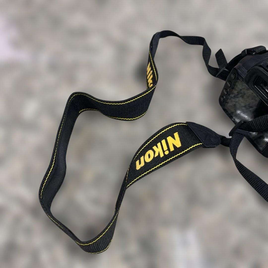 み*イ様 ★Nikon ニコン デジタルカメラ D3000 一眼レフ ブラック