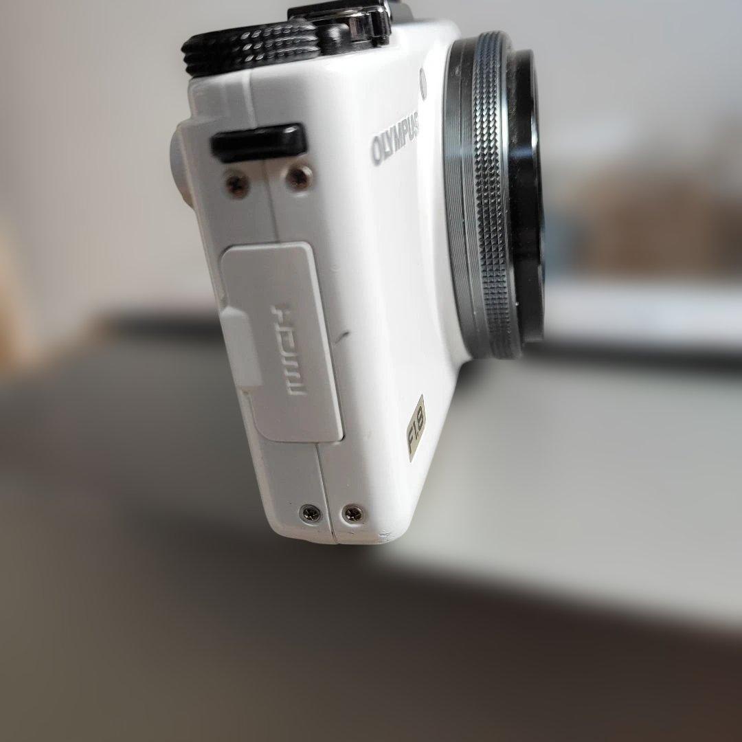 OLYMPUS デジタルカメラ XZ-1 ホワイト
