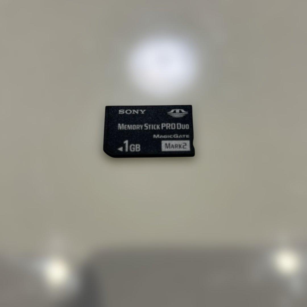 Sony Cyber-shot DSC T2 デジタルカメラ 本体と充電器