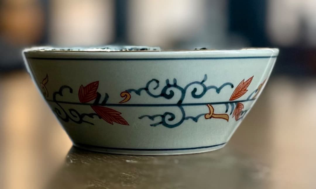 新品　林九郎窯　小鉢　金彩ロココ調　小鉢　波佐見焼　直径13.4cm　ボウル　①