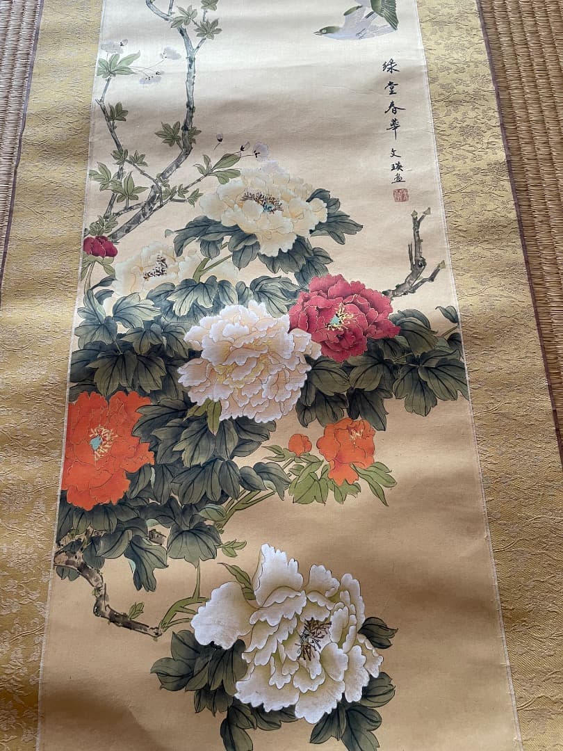 牡丹と桜の手描き掛軸