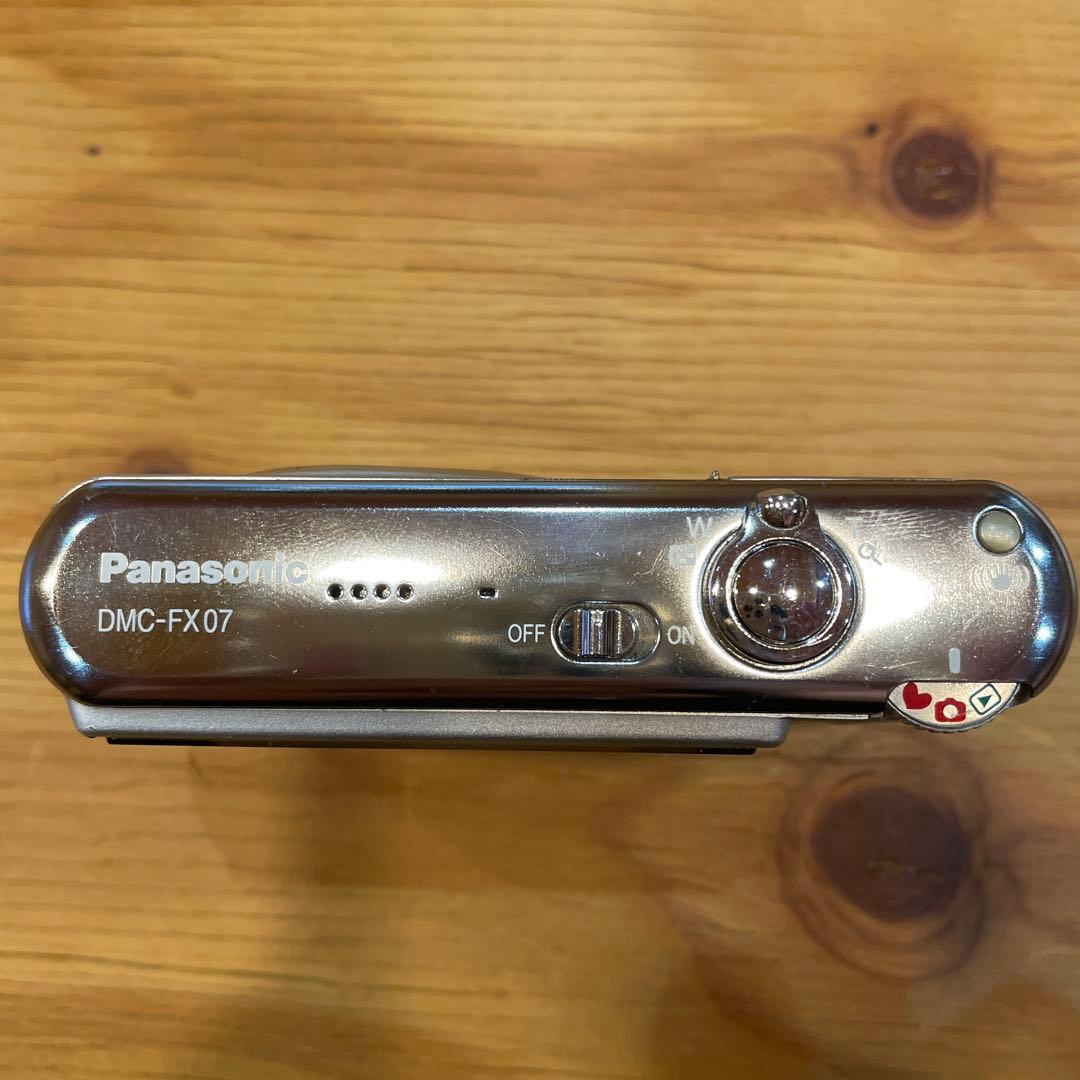 Panasonic DMC-FX07 シルバー