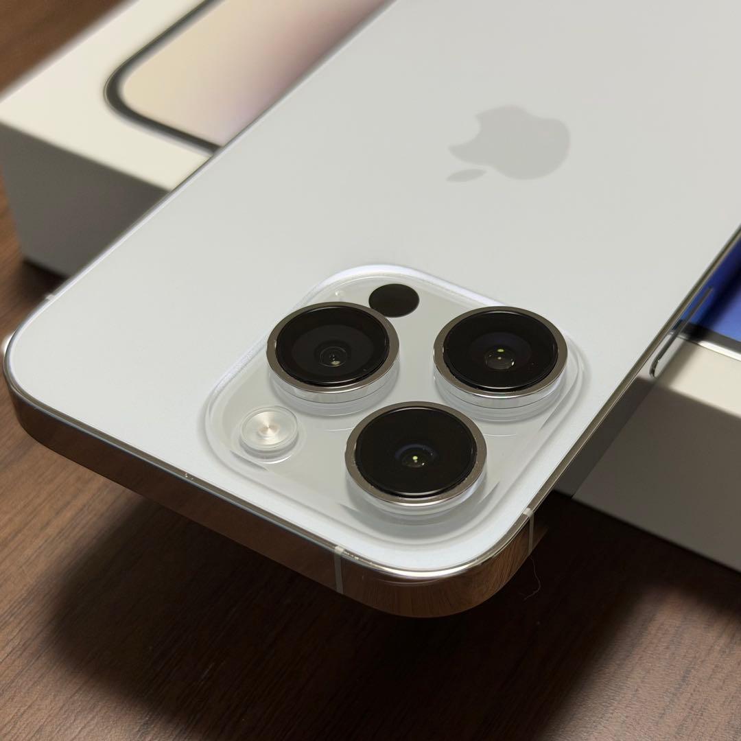 【美品】Apple iPhone 14 Pro 1TBシルバー本体 SIMフリー