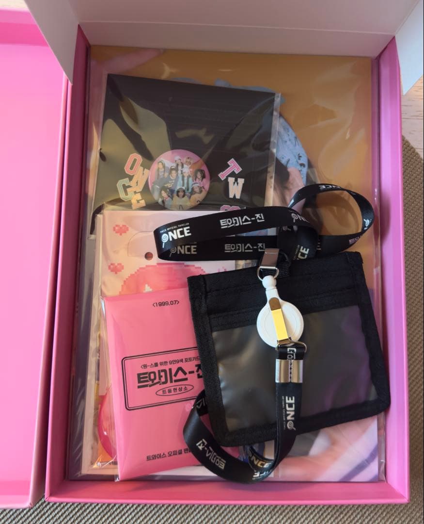 激レア:TWICE OFFICIAL FANCLUB ONCE 4期 会員キット