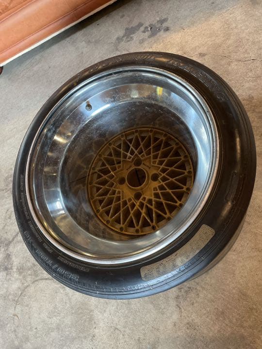 レーシングホイール　タイヤテーブル