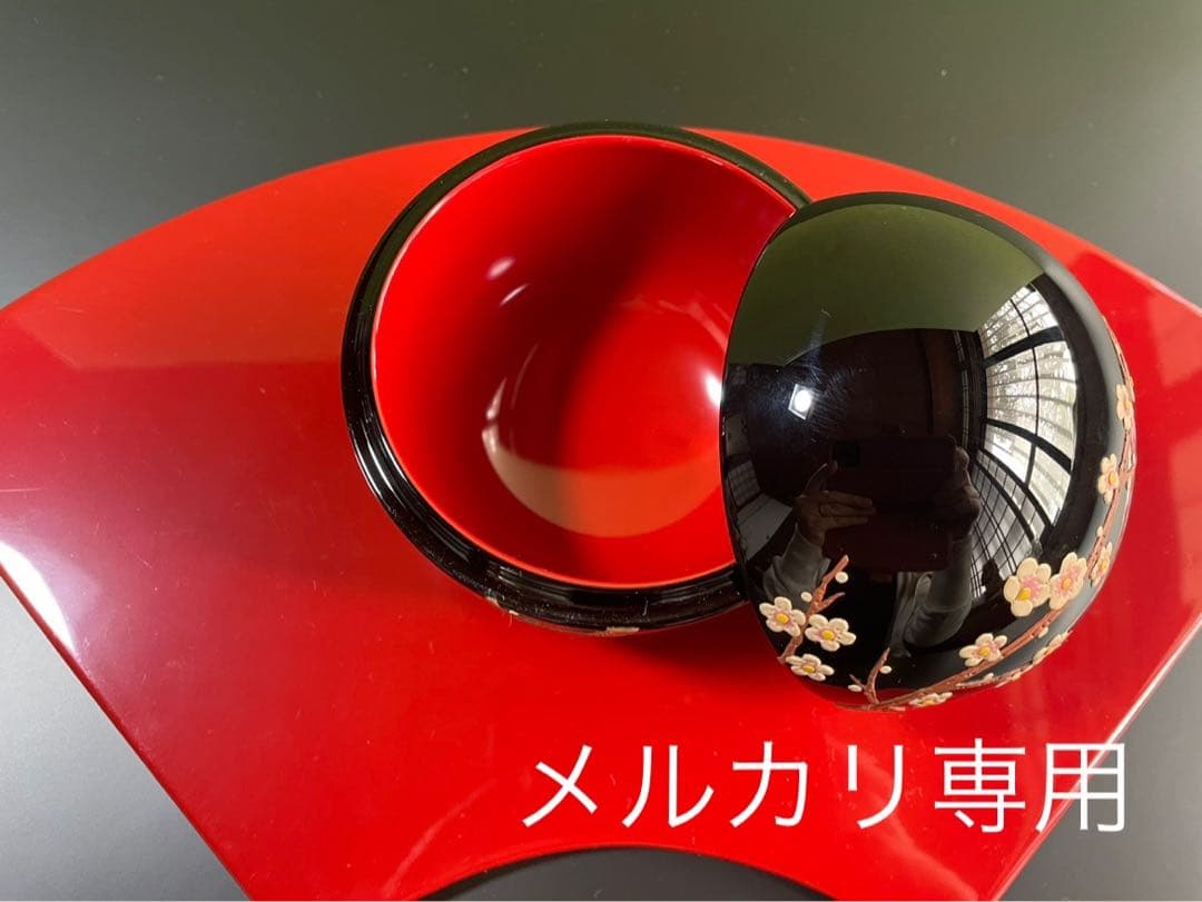 漆器　手毬ぼんぼん　枝梅　小物入れ