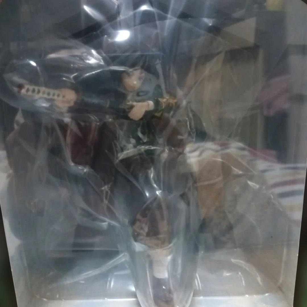 一番くじ　鬼滅の刃　鬼殺の志参 LAYER SCAPE　フィギュア　冨岡義勇